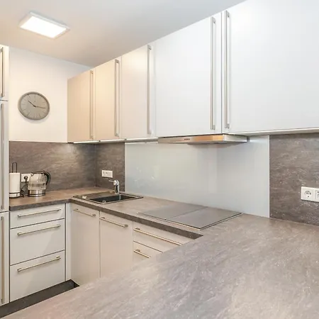 Sea View Tower Porta Mare 10 Floor *