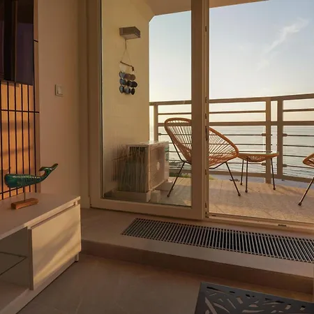Sea View Tower Porta Mare 10 Floor 公寓