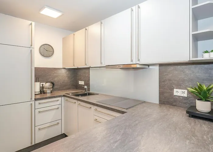 Sea View Tower Porta Mare 10 Floor *